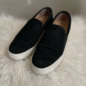 Vince Camuto slip on shoe